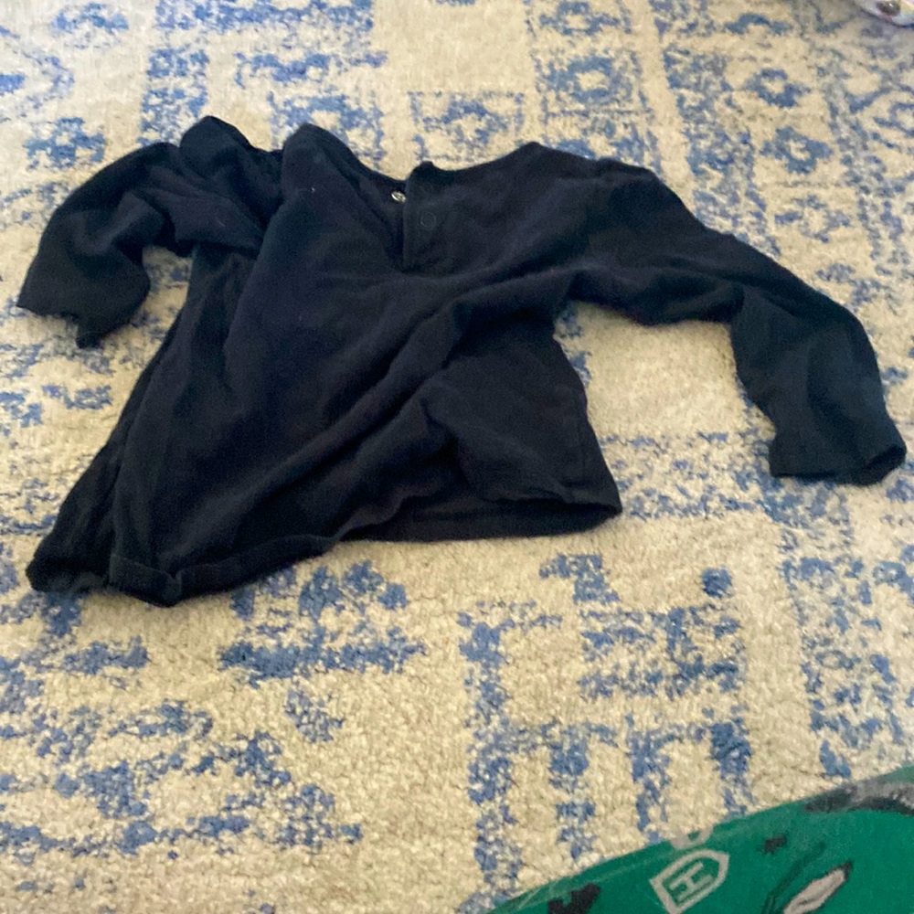 Black shirt